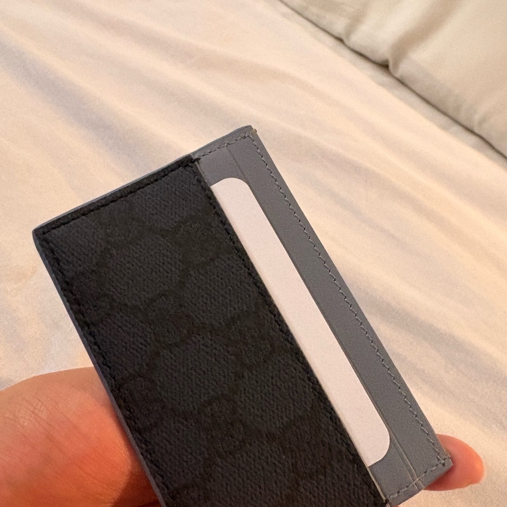 Gucci Two-Tone Grey GG Canvas Card Case - Picture 6 of 7